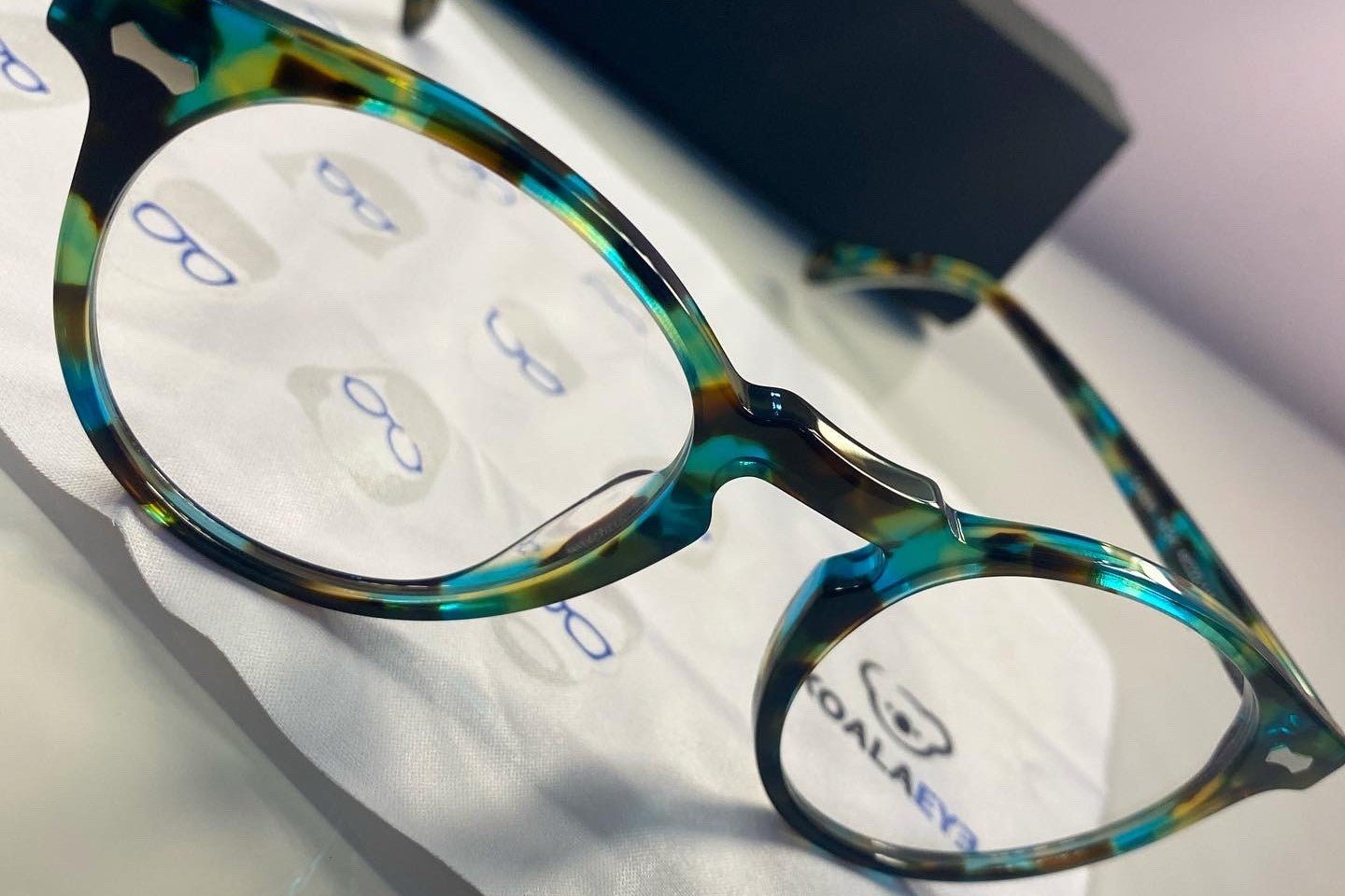 What Are Blue Blockers? | KOALAEYE OPTICAL